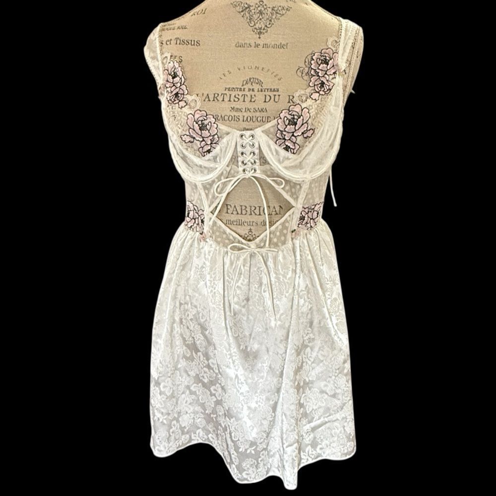 NWT For Love And Lemons Ivory White and Pink Lace Corset Mini Slip Dress Large